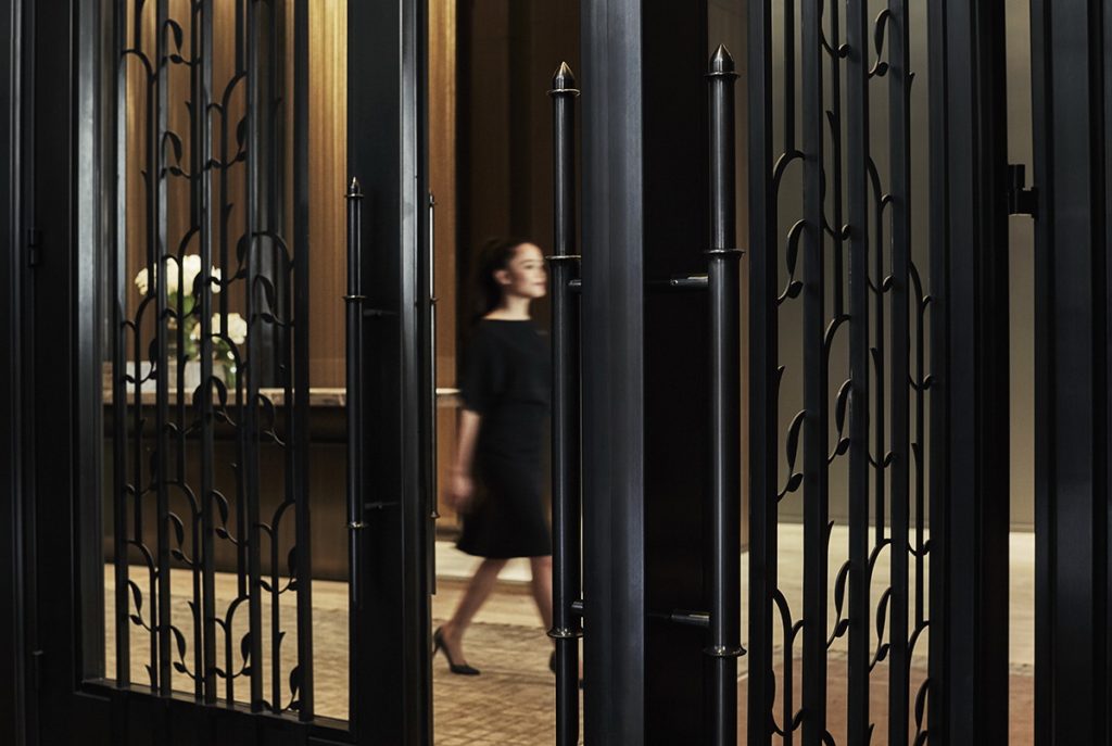 How to Choose the Best Stainless Steel Surface Treatment?